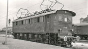 modèle ancienne locomotive électrique