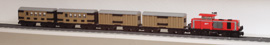 locomotive rouge 3677 et wagons dark tan