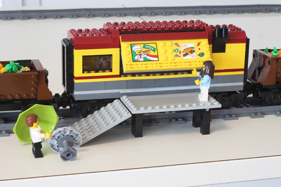 wagon pizza Lego