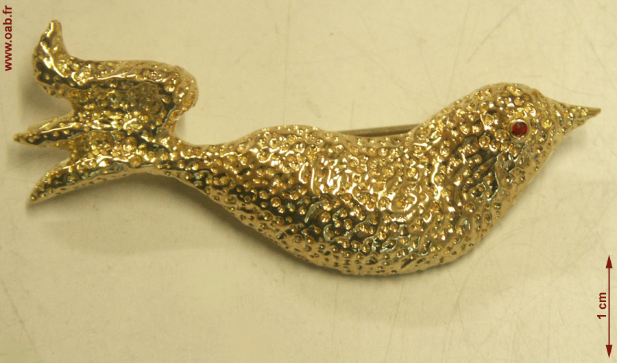 broche Iris