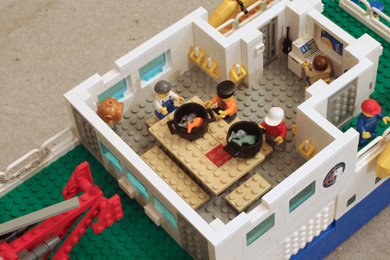 cuisine / salle à manger du bateau