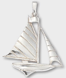 Pendentif Ancien En Forme De Caravelle (bateau) En Argent – Occasion, Un Peu Cabossé – Charm Vintage