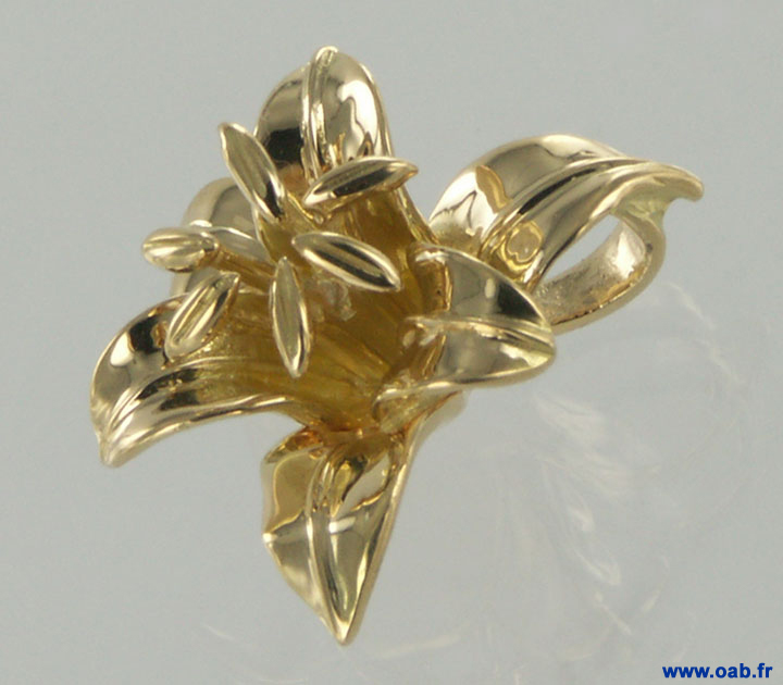 pendentif fleur de lys