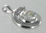 Pendentif or et diamants